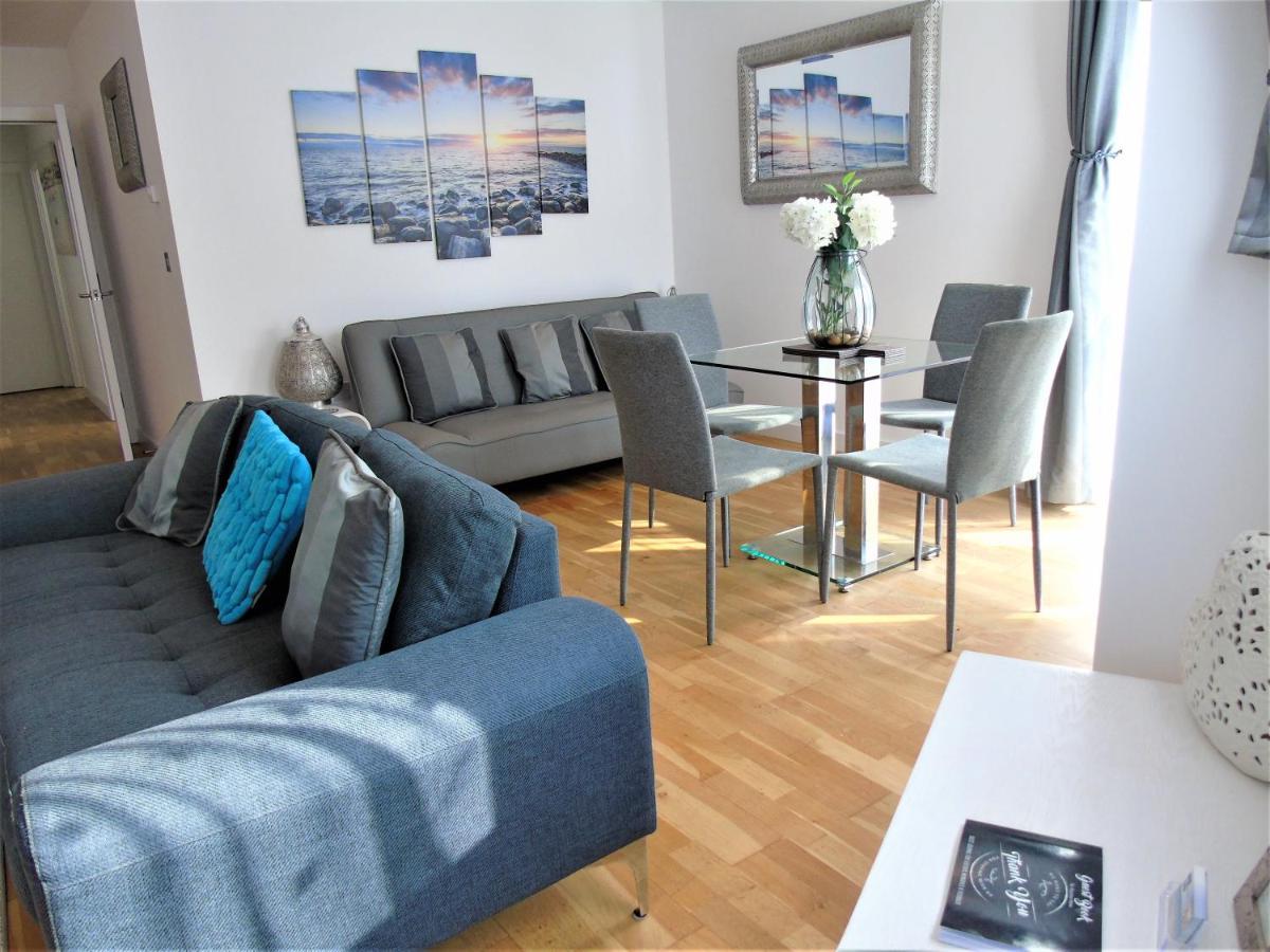 Seaview, Luxury Apartment, 2 Min Walk To Porth Beach New Quay Dış mekan fotoğraf