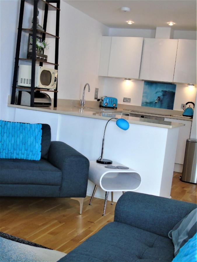 Seaview, Luxury Apartment, 2 Min Walk To Porth Beach New Quay Dış mekan fotoğraf