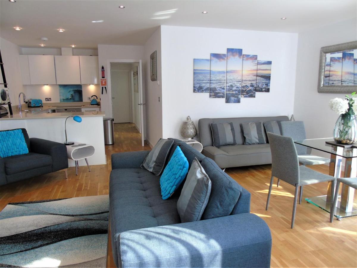 Seaview, Luxury Apartment, 2 Min Walk To Porth Beach New Quay Dış mekan fotoğraf