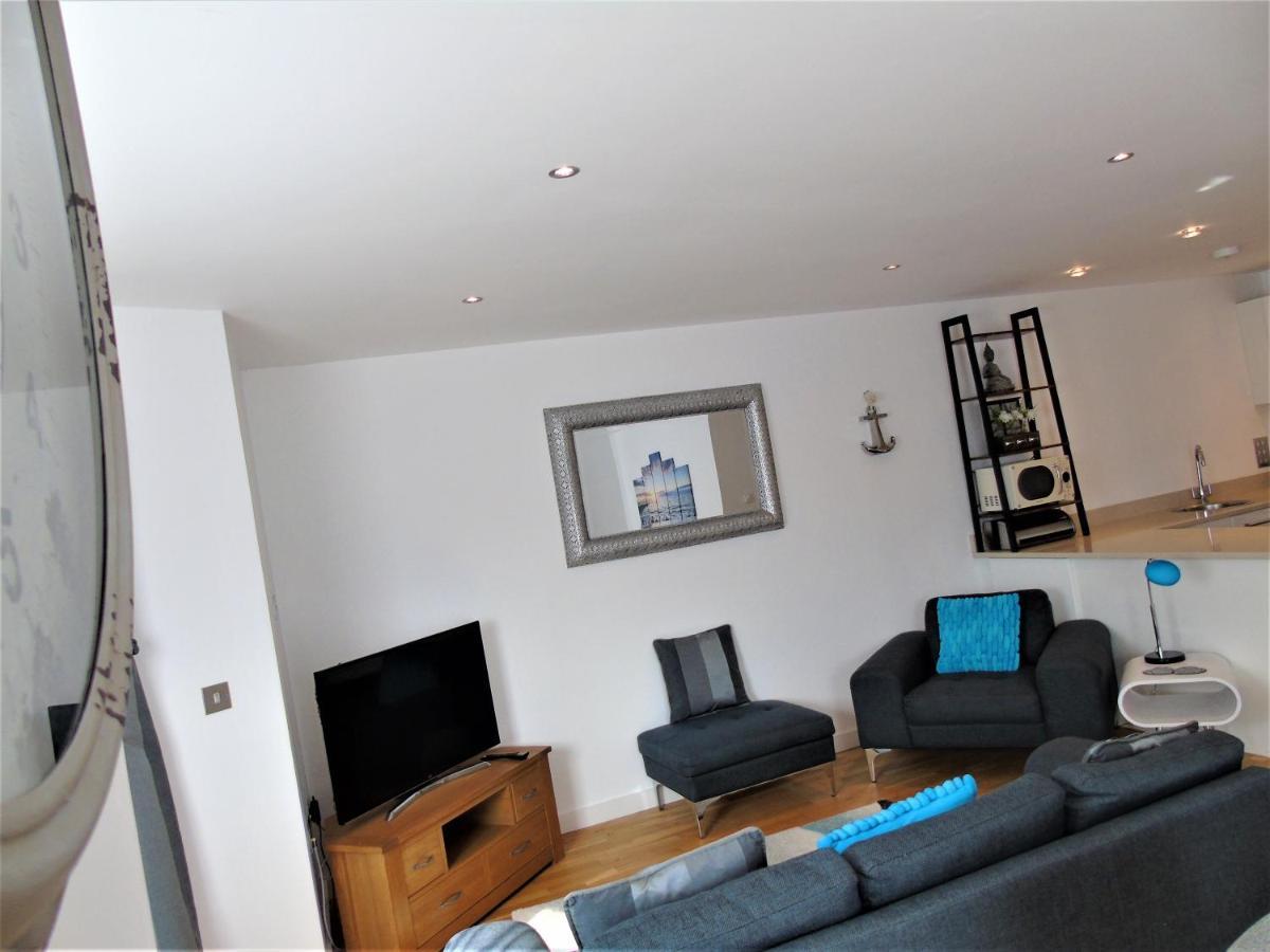 Seaview, Luxury Apartment, 2 Min Walk To Porth Beach New Quay Dış mekan fotoğraf