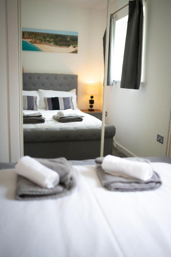 Seaview, Luxury Apartment, 2 Min Walk To Porth Beach New Quay Dış mekan fotoğraf