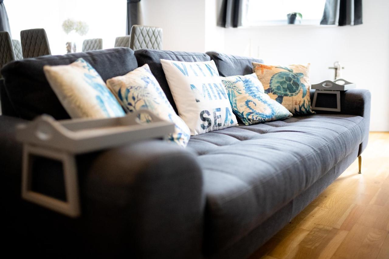 Seaview, Luxury Apartment, 2 Min Walk To Porth Beach New Quay Dış mekan fotoğraf