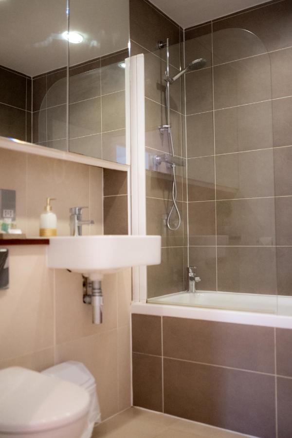 Seaview, Luxury Apartment, 2 Min Walk To Porth Beach New Quay Dış mekan fotoğraf